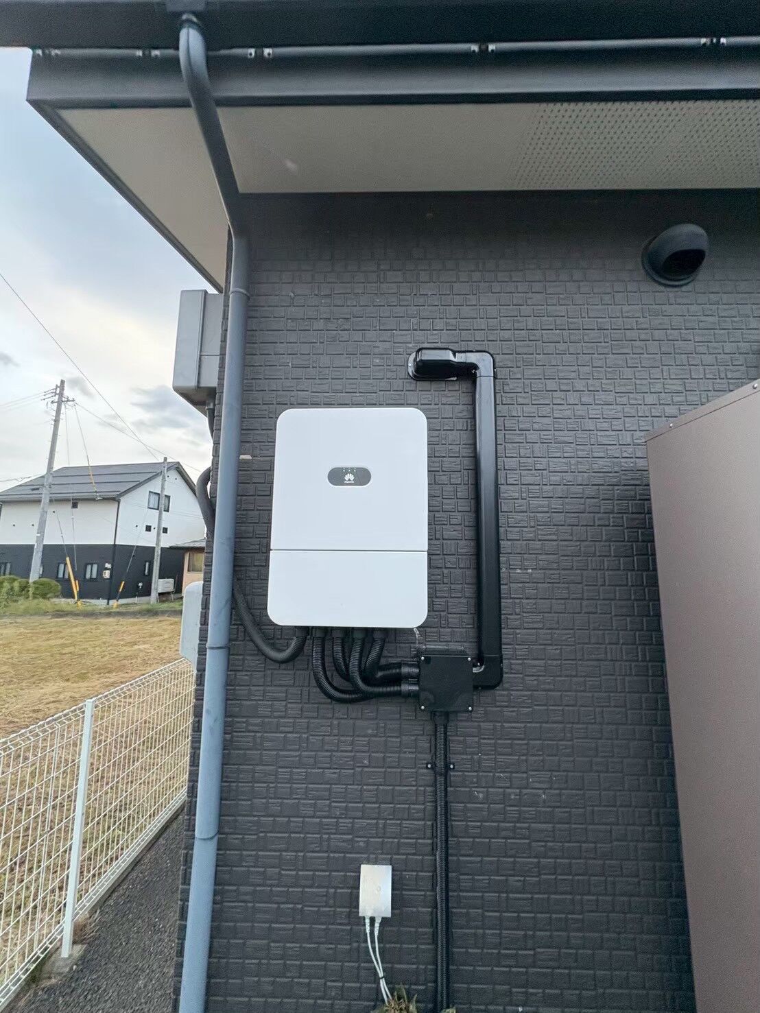 エクソル蓄電池 設置工事のご紹介