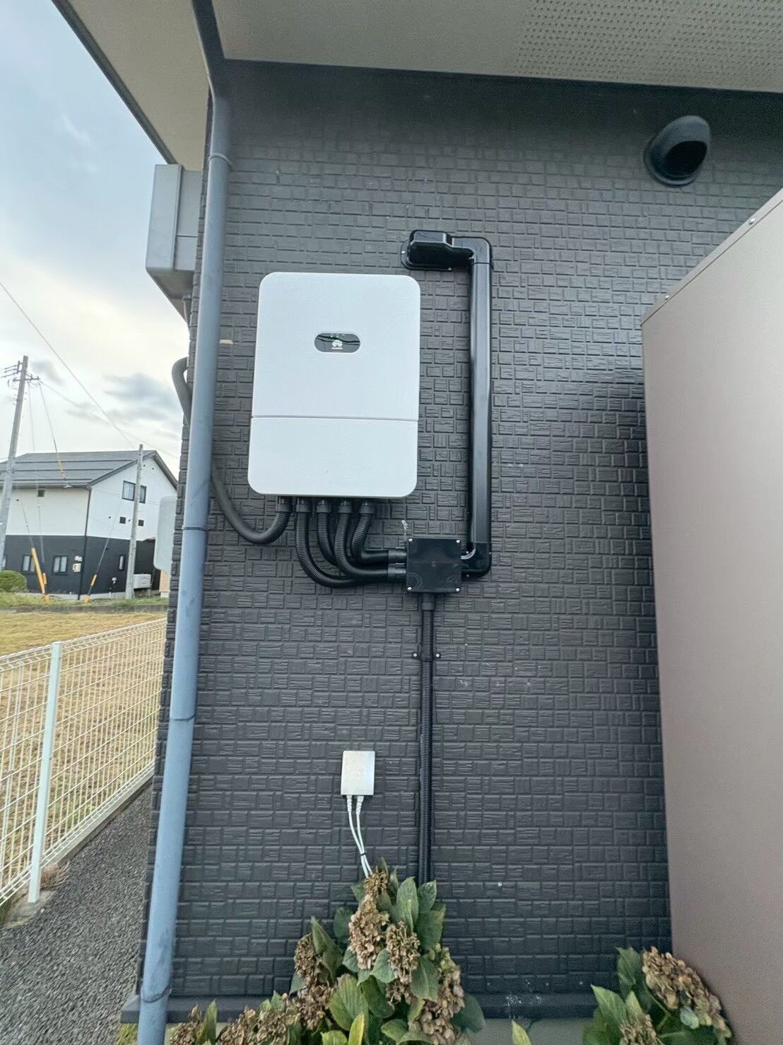 エクソル蓄電池 設置工事のご紹介