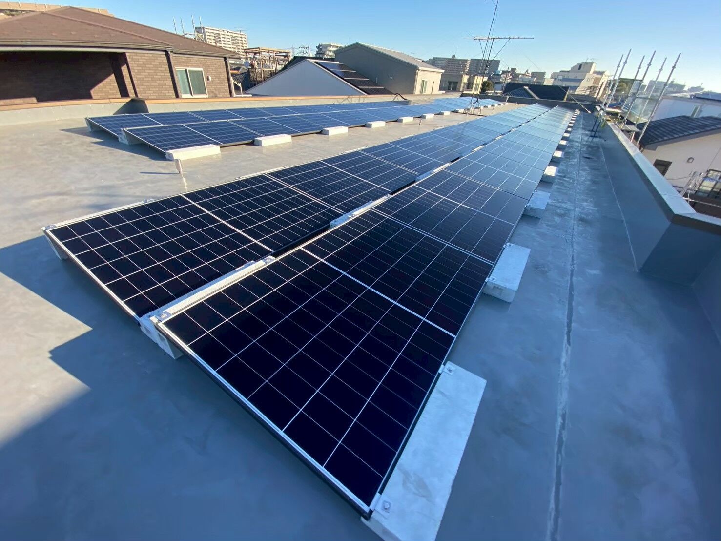 太陽光発電＋蓄電池って高いの？実際のところを解説します！