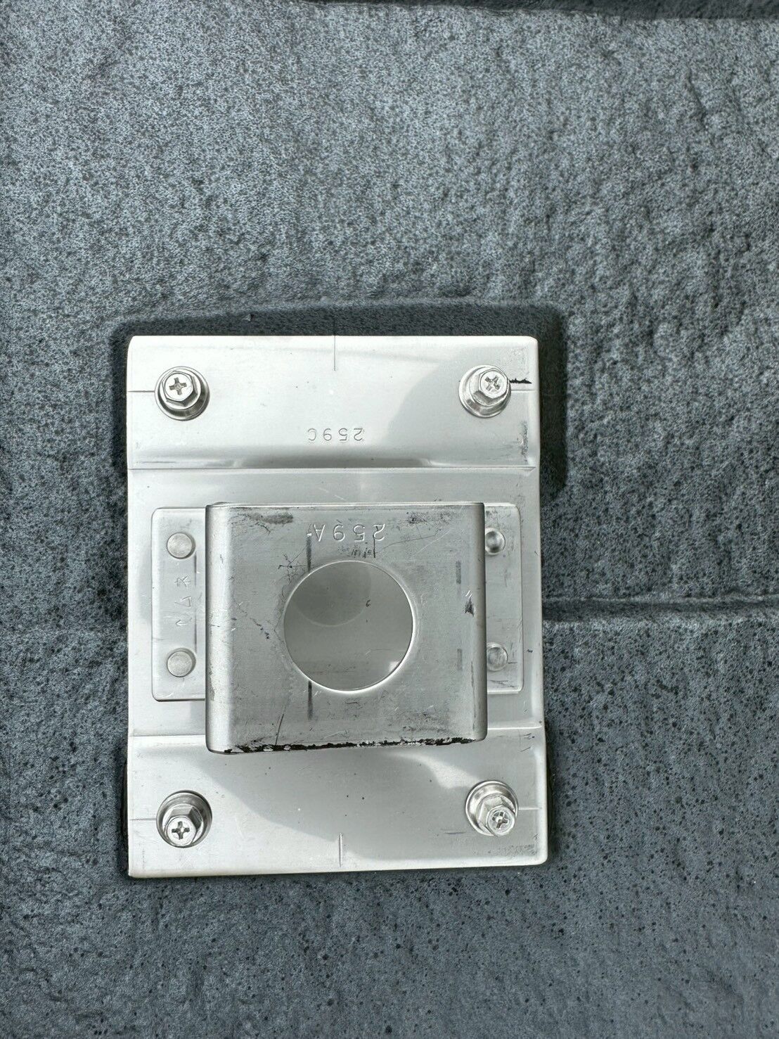スレート屋根への太陽光パネル設置工事｜施工事例